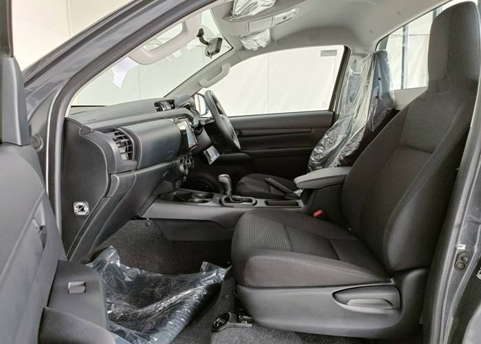 New Arrivals for Used 2024 2025 Toyota-Hilux Single Cab Pick up truck 4WD with Leather Seats RHD LHD With low mileage